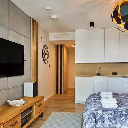 Apartament Deluxe Sea View Pinea 606 公寓 波别罗沃